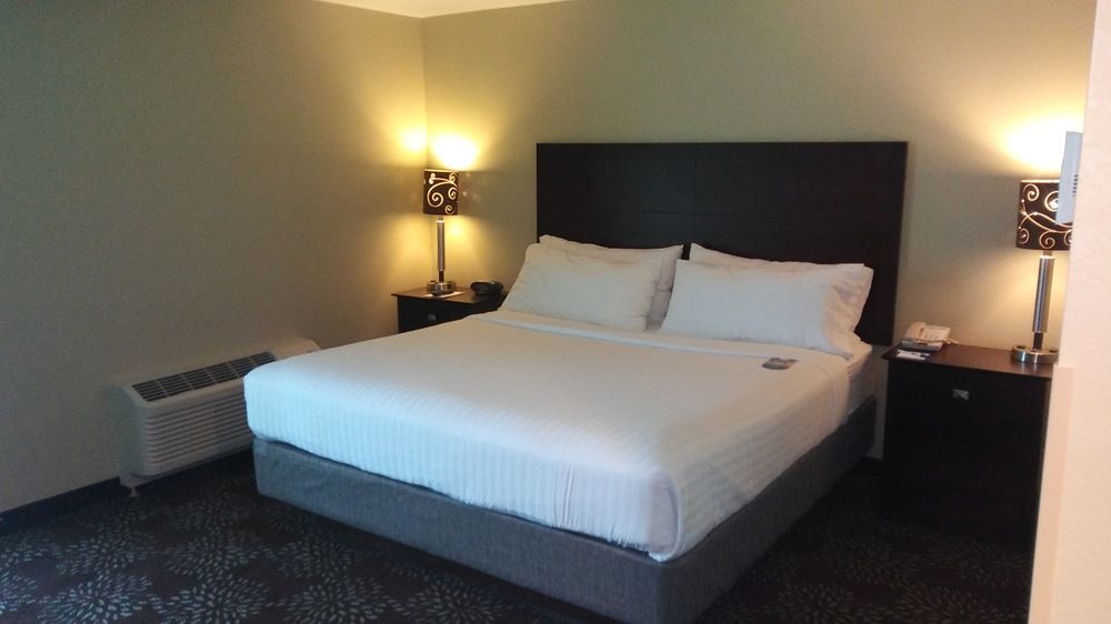 Holiday Inn Express Pittsburgh West - Greentree, An Ihg Hotel Crafton Extérieur photo